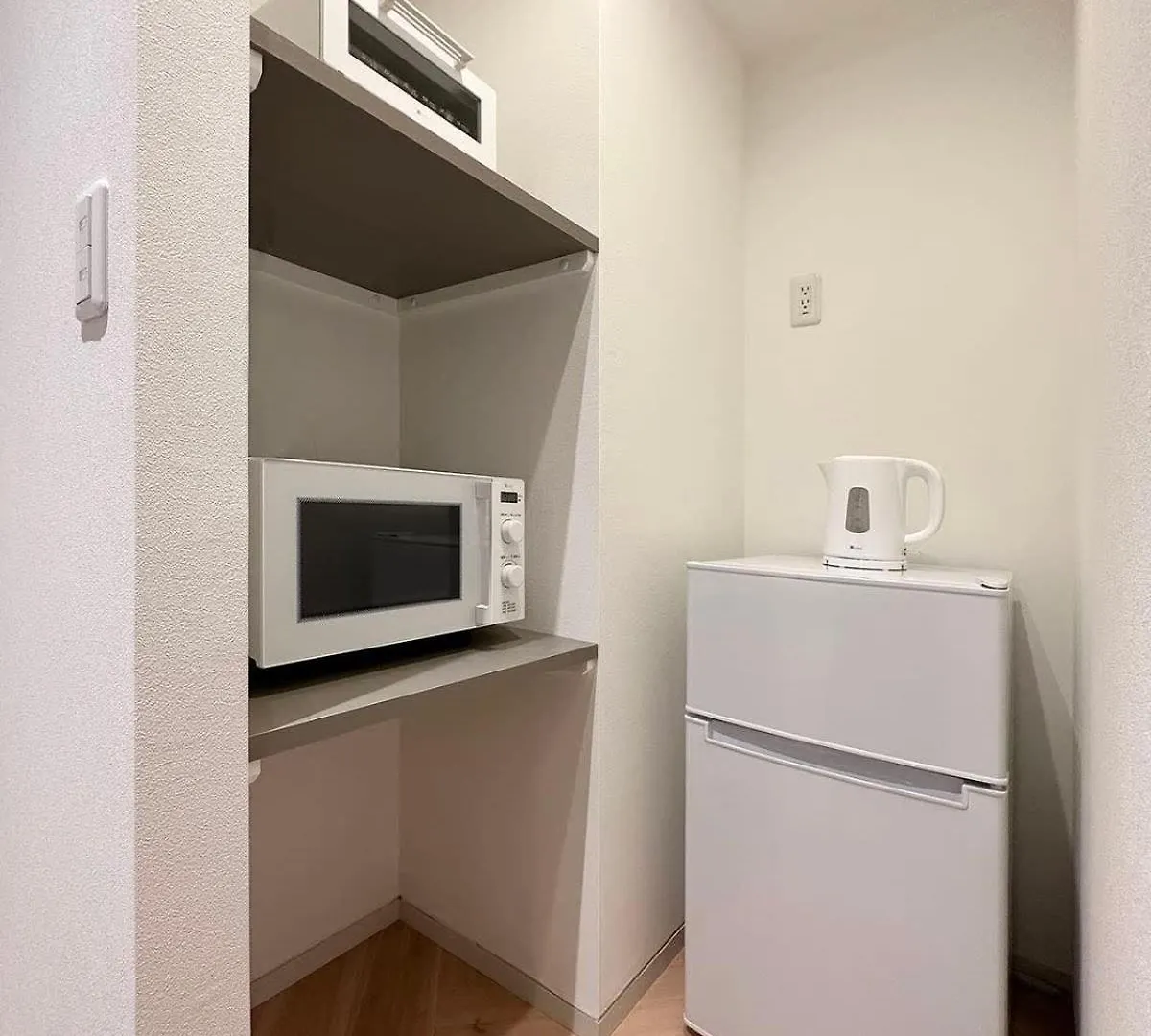Bhotel Rijodori - City-Center Studio In Hiroshima With Breakfast